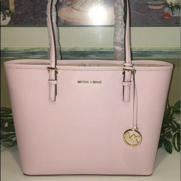 Michael Kors Handbags - Michael Kors Jet set travel tote medium carryall